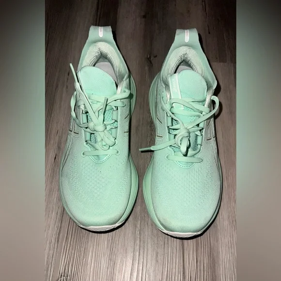 Asics Gel-Nimbus 26 Women's Size 9 Running Shoes Mint Green - Picture 3 of 7